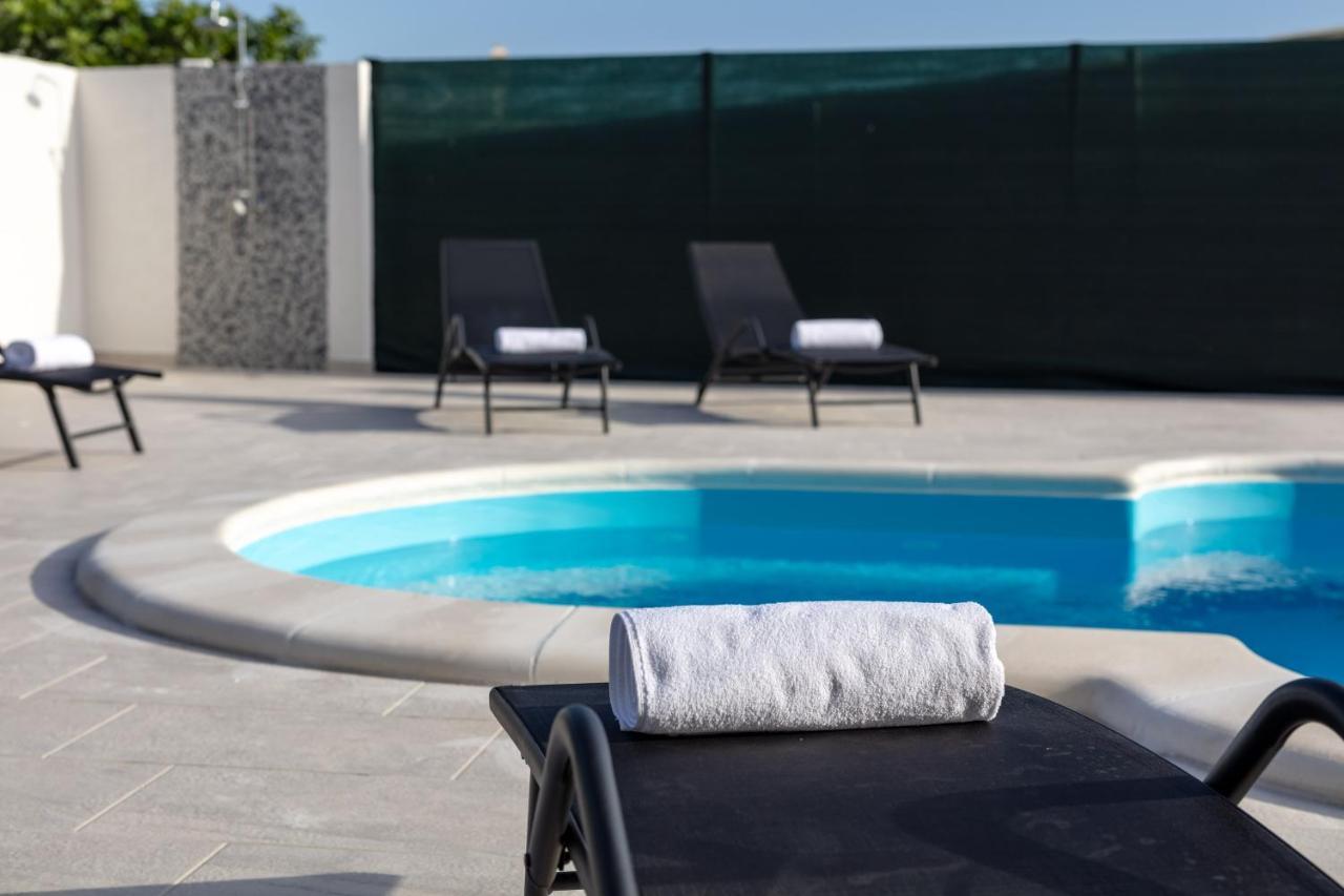Villa Anja Lux, Σπλιτ Εξωτερικό φωτογραφία